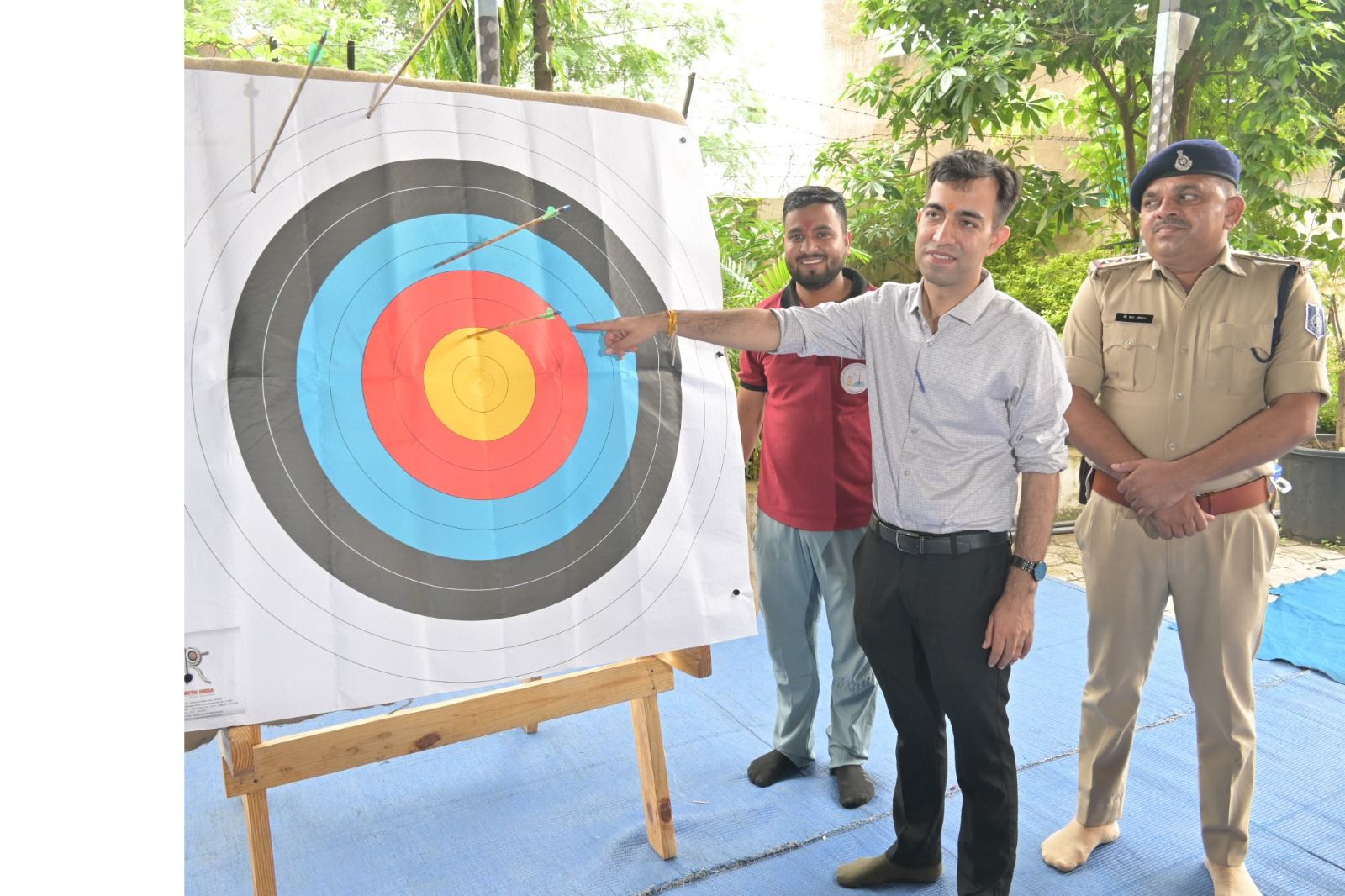	साकेत एम.जी.एम. विद्यालय में पुलिस विभाग द्वारा आयोजित किया गया जागरूकता अभियान
